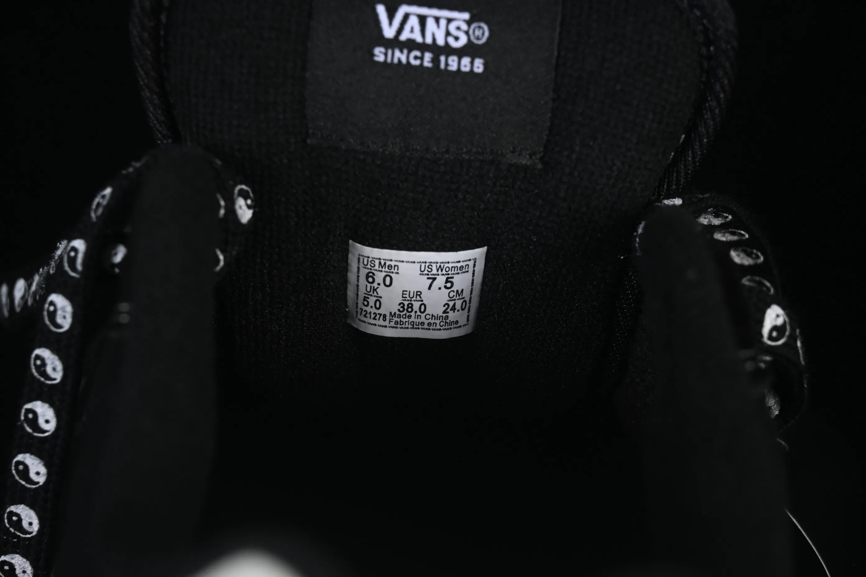 All categories Vans Vans series Vans Low Vans low-top Vans Chukka Push high street American retro casual canvas skate shoes VN0009QPA02